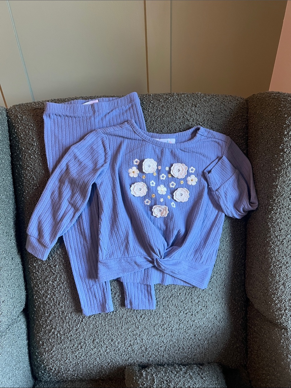 Girls' Lilac Floral Knit Top and Leggings Set